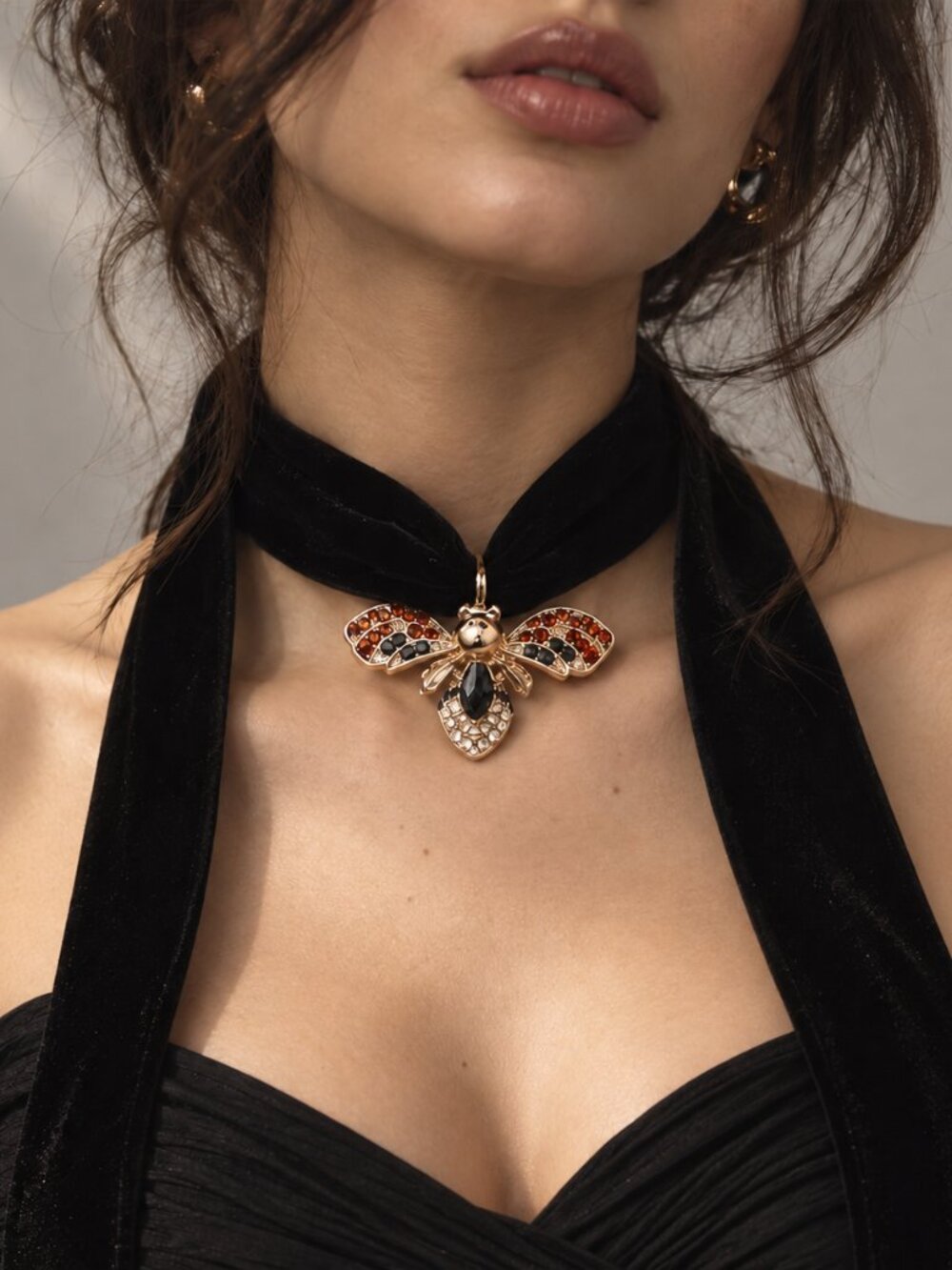 Black Velvet Bee Pendant Scarf Necklace Rhinestone Statement Choker